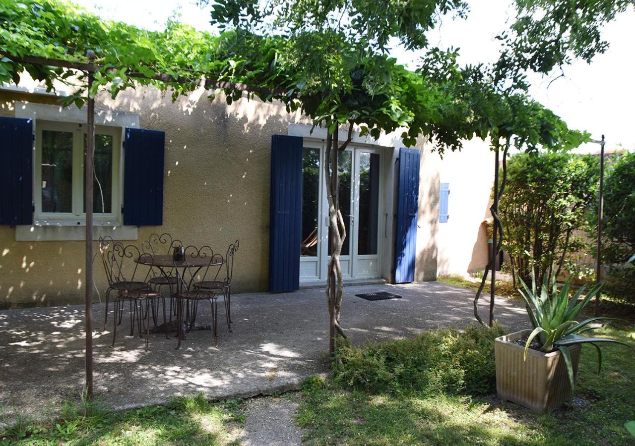 La Maison Des Invites Pernes-les-Fontaines Εξωτερικό φωτογραφία